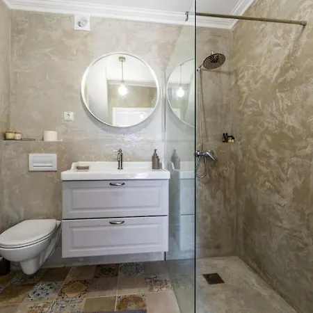 Townhouse Near Lighthouse & Big Waves * Nazare